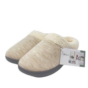 Wish Collection Women's NWT Slippers Slip On Cozy Shoes Small Size 6.5- 7.5